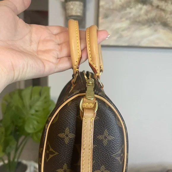 SOLD - Authentic Nano Speedy ❤️ - Picture 5 of 7